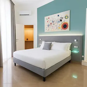 Sanfelice 33 Luxury Hotel